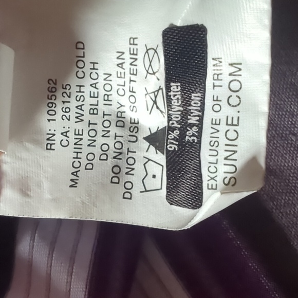 Golf style polo, purple and white stripes - Picture 7 of 9